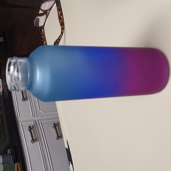 Starbucks Glass Ombre 20 ounce Drink Bottle - Picture 6 of 7